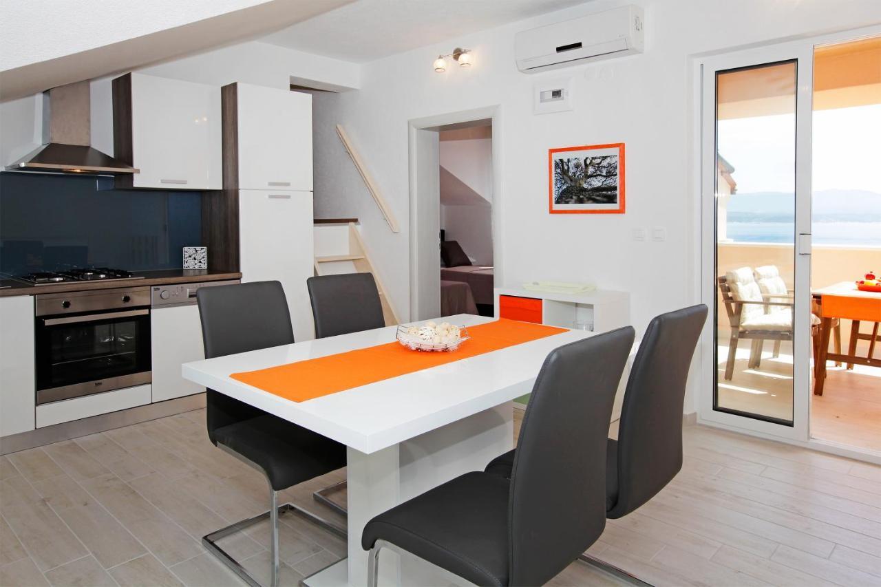 Iris Apartments Bol (Adults Only) Екстер'єр фото